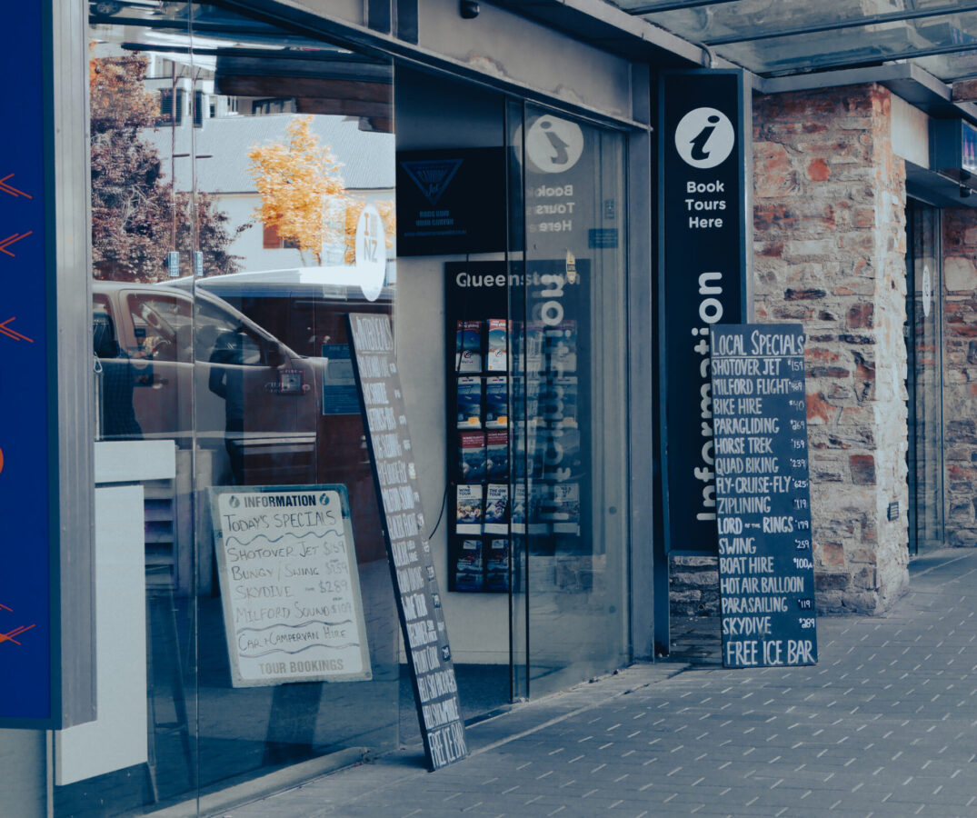 A tour booking agency in Queenstown, NZ.