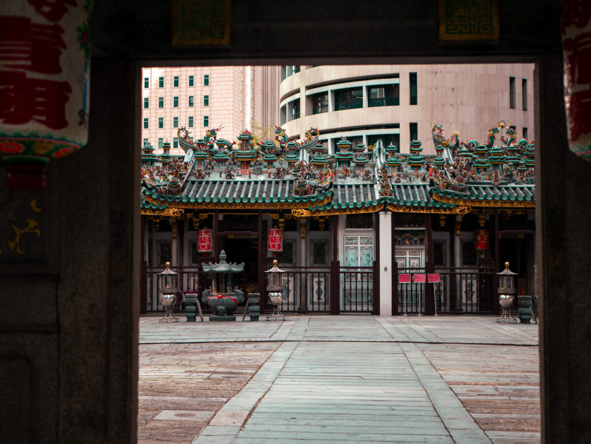 A view of Yueh Hai Ching Temple from its enclosed courtyard in downtown Singapore.
